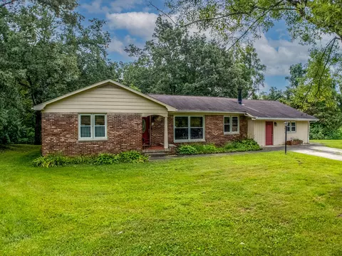5 Keeton Ave, West Liberty, KY 41472