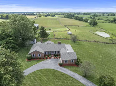 537 Sebree Rd, Stamping Ground, KY 40379