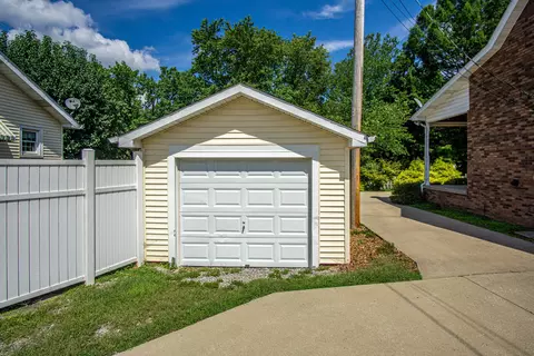 315 Ball Ave, Corbin, KY 40701 photo 5