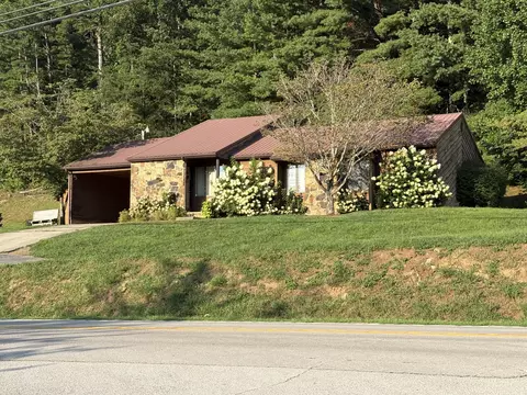 9820 N Hwy 421, Manchester, KY 40962