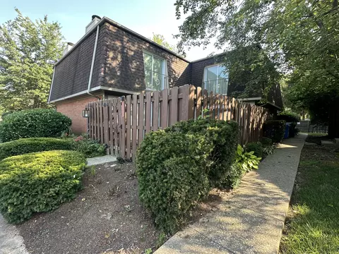 431 Darby Creek Rd, Lexington, KY 40509