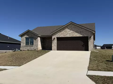 228 Brook Cv, Berea, KY 40403