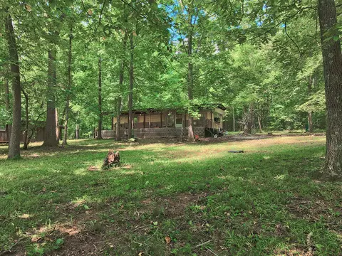 956 Furnace Mountain Rd, Monticello, KY 42633