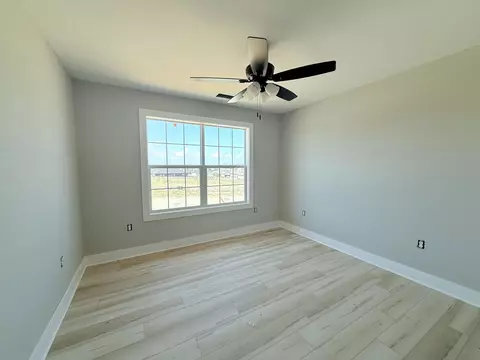 Bedroom - 236 Brook Cv, Berea, KY 40403 photo 2 of 3