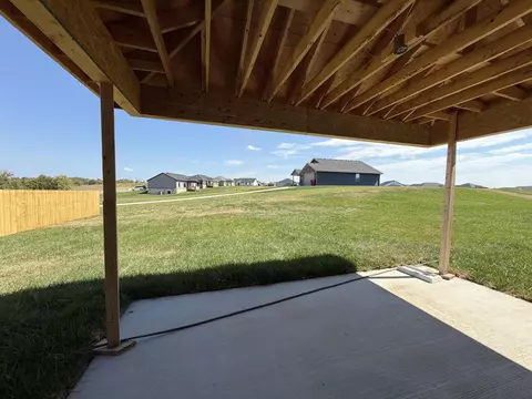 Exterior - 236 Brook Cv, Berea, KY 40403 photo 3 of 3