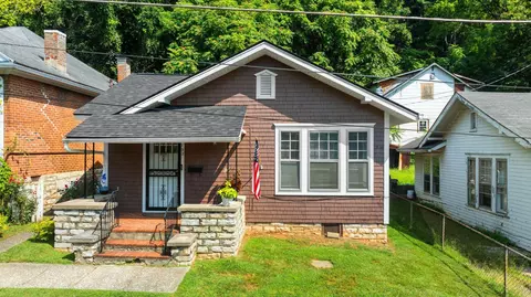 152 Montgomery Ave, Frankfort, KY 40601