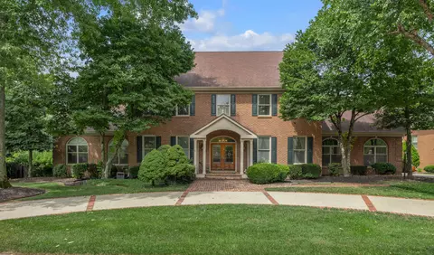 4839 Faulkirk Ln, Lexington, KY 40515