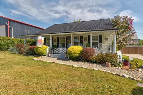 117 E Halls Rd, Stanton, KY 40380 photo 4