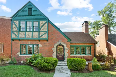 110 Shelby St, Frankfort, KY 40601