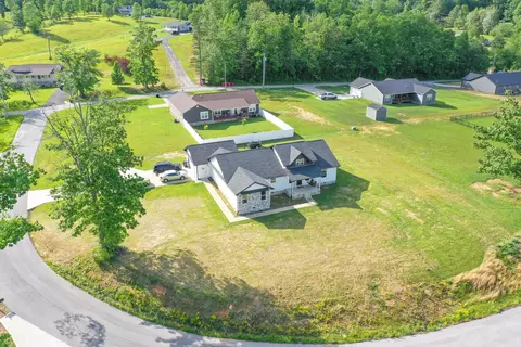 250 Acacia Cir, Corbin, KY 40701 photo 13