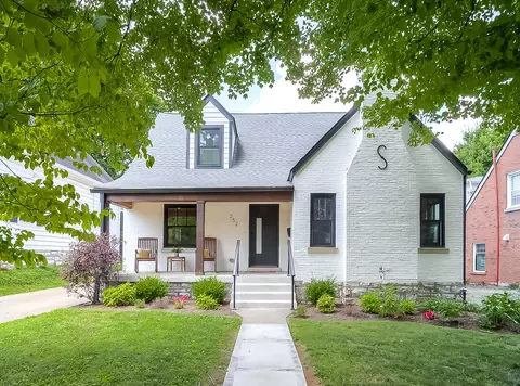 252 Cochran Rd, Lexington, KY 40502