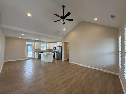 402 Pinehurst Way, Harrodsburg, KY 40330