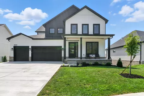 550 Saffron Ln, Versailles, KY 40383