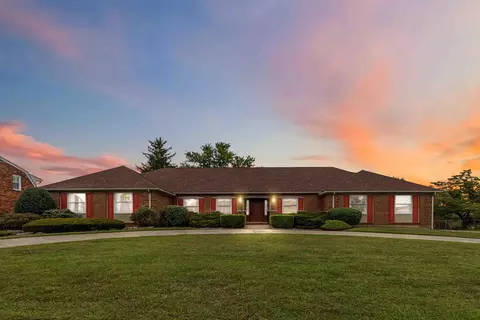 302 Corbitt Dr, Wilmore, KY 40390