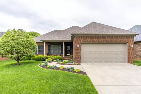 3221 Ridgecane Rd, Lexington, KY 40513