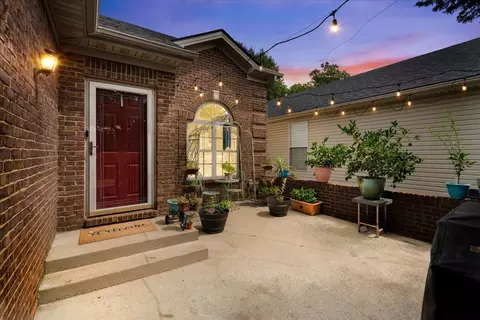 2749 Mable Ln, Lexington, KY 40511