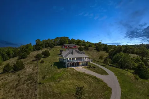 4040 Muddy Creek Rd, Winchester, KY 40391