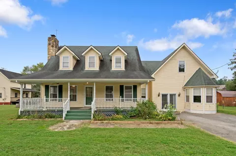 99 N Washington St, Campton, KY 41301