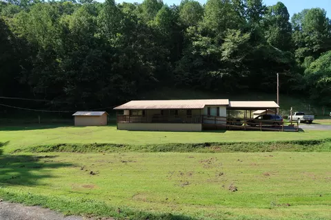 2683 Turkey Creek Rd, Barbourville, KY 40906