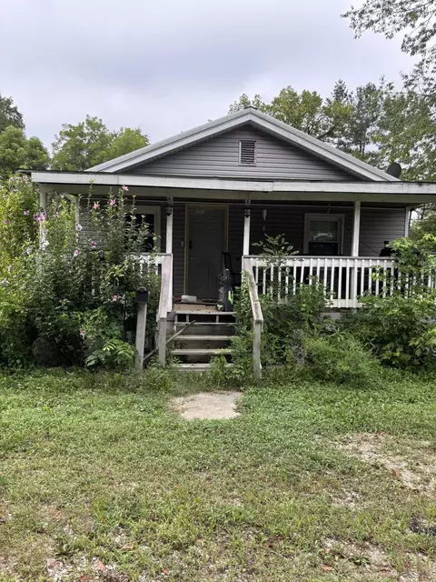 110 S 14th St, West Point, KY 40177