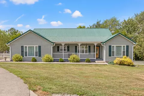 131 Kay Ave, Lancaster, KY 40444