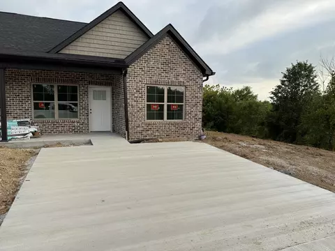 836 Apt 6 Ridgewood Dr, Berea, KY 40403