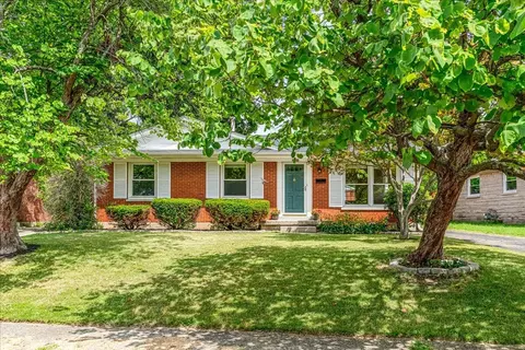 2144 Cypress Dr, Lexington, KY 40504