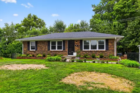 533 Cricklewood Ct, Lexington, KY 40505