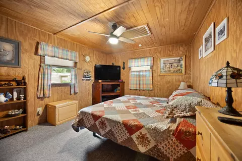 Bedroom - 353 Timber Ridge Rd, Nancy, KY 42544 photo 1 of 11