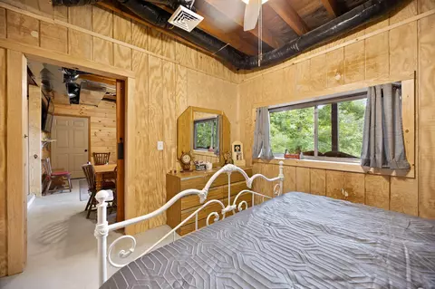 Bedroom - 353 Timber Ridge Rd, Nancy, KY 42544 photo 8 of 11