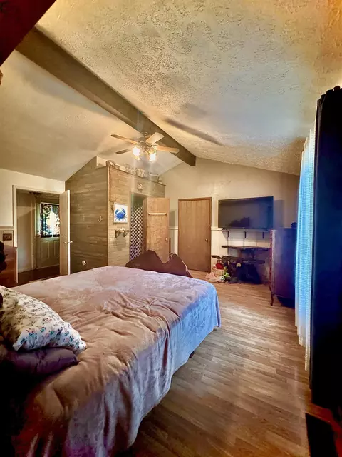 Bedroom - 975 Boat Dock Rd, Somerset, KY 42501 photo 1 of 2