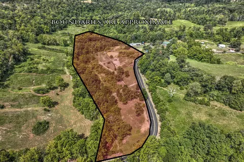 900 Opossum Run Rd, Irvine, KY 40336