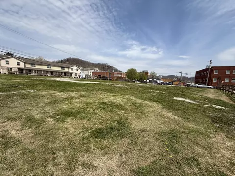 104 E 2nd St, Morehead, KY 40351 photo 10