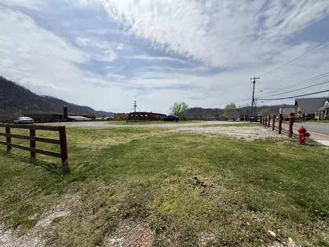 104 E 2nd St, Morehead, KY 40351 photo 3