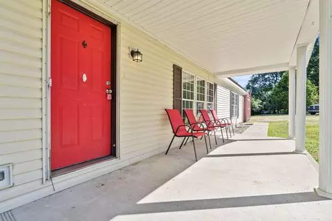 Exterior - 187 Ridgeway Dr, Morehead, KY 40351 photo 2 of 5