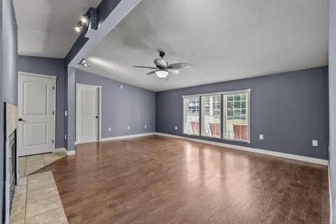 Living - 187 Ridgeway Dr, Morehead, KY 40351 photo 1 of 5