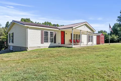Exterior - 187 Ridgeway Dr, Morehead, KY 40351 photo 1 of 5