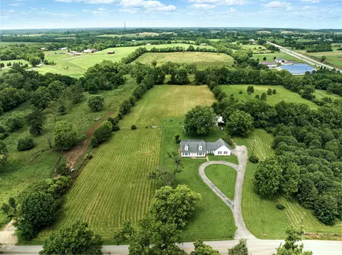 165 Kirkwood Rd, Salvisa, KY 40372