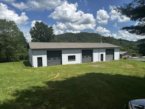 272 Valentine Branch Rd, Cannon, KY 40923