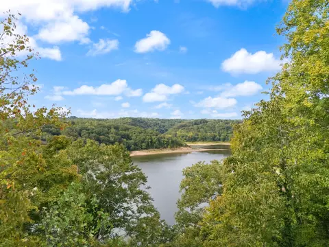 372 White Oak Dr, Nancy, KY 42544 photo 8