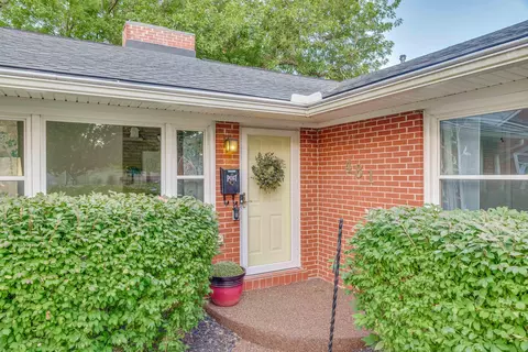 481 Lamont Dr, Lexington, KY 40503