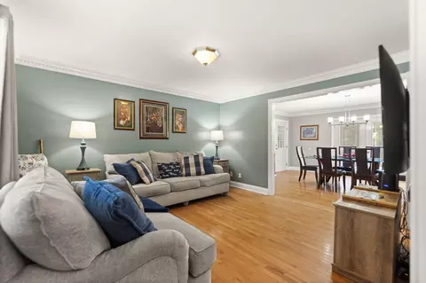 Living - 225 Amy North Rd, Corbin, KY 40701 photo 1 of 2