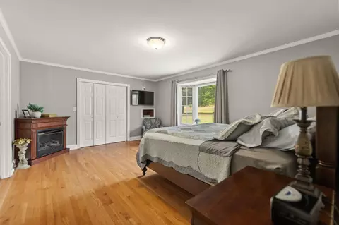 Bedroom - 225 Amy North Rd, Corbin, KY 40701 photo 1 of 15