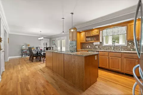 Kitchen - 225 Amy North Rd, Corbin, KY 40701 photo 4 of 4