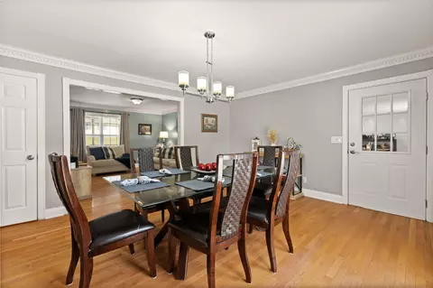 Dining - 225 Amy North Rd, Corbin, KY 40701 photo 2 of 4