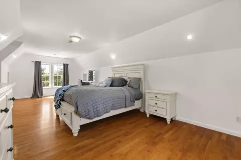Bedroom - 225 Amy North Rd, Corbin, KY 40701 photo 15 of 15