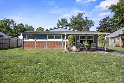 260 Mockingbird Ln, Lexington, KY 40503