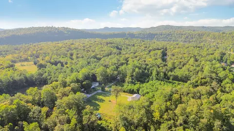140 Maugham Dr, Burnside, KY 42519 photo 14