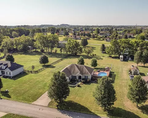 View/Area - 447 Emma Dr, Lancaster, KY 40444 photo 1 of 4