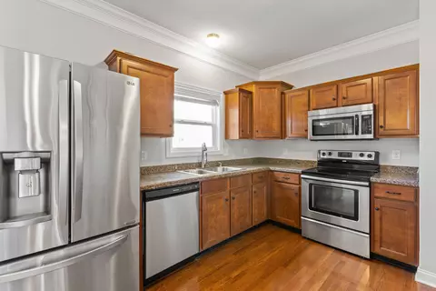 Kitchen - 113 Johnstone Trl, Georgetown, KY 40324 photo 3 of 3